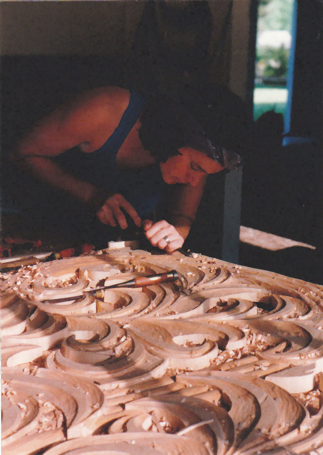 Tree Sculpture, carving in workshop